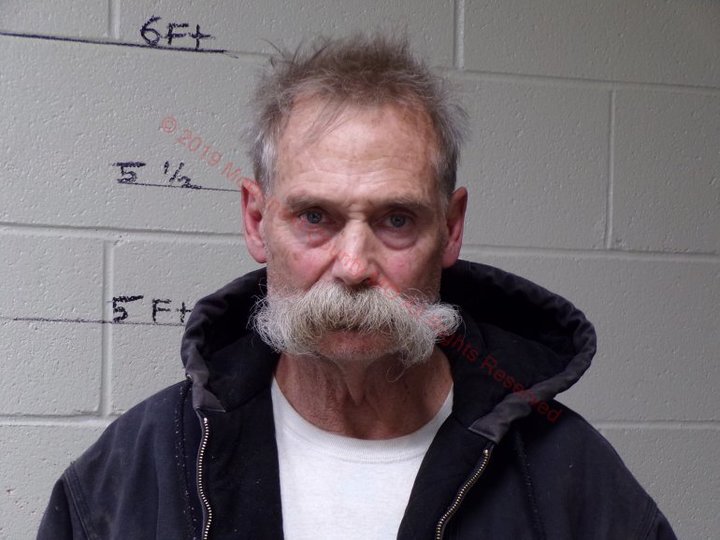 5c40cfd6240000c100486888